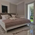 Leo Royal Apartmán Pobierowo