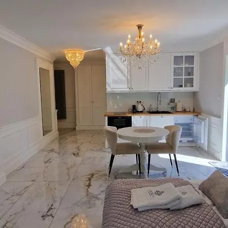 Apartament Leo Royal